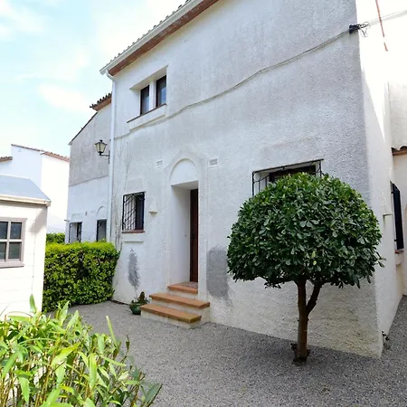 Les Capelles 37 L'Estartit